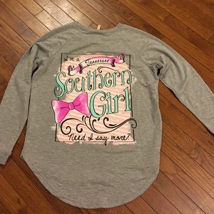 ✨FLASH SALE✨Cute Tennessee top