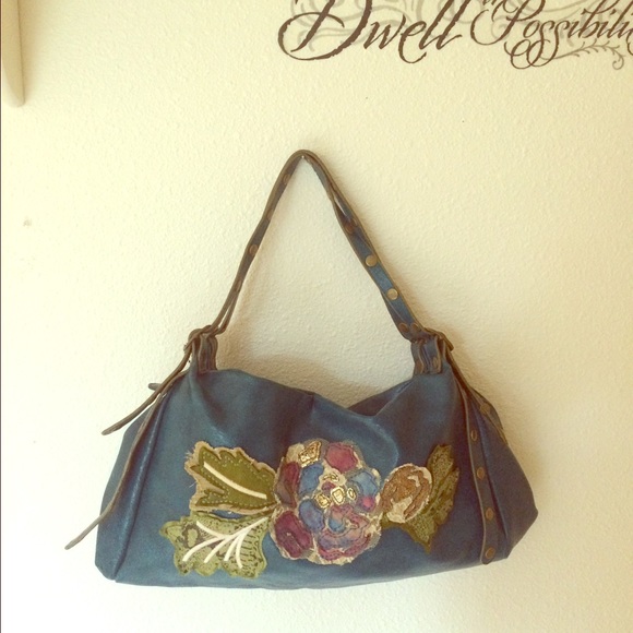 Lulu purse