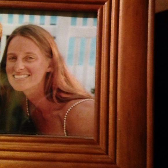 Meet your Posher, Caroline - Picture 1 of 1