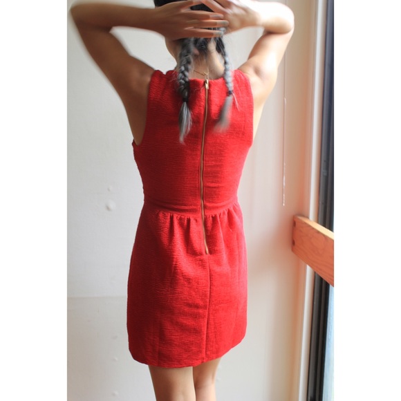 Red Dress - Picture 3 of 4