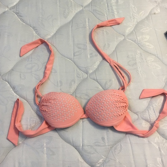 XS bikini top