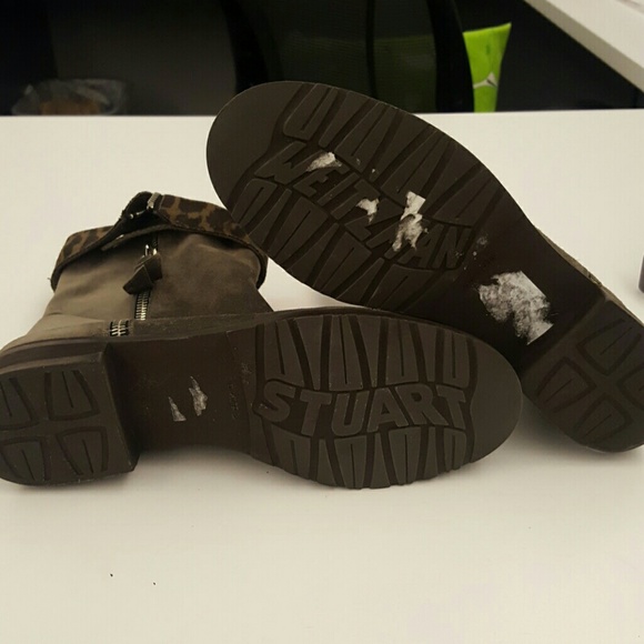 Stuart Weitzman Duluth Gray Suede Boots - Picture 4 of 4