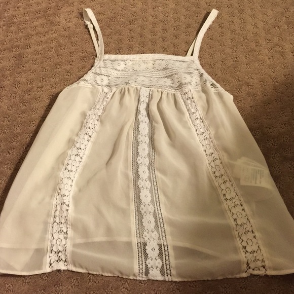 Abercrombie & Fitch top