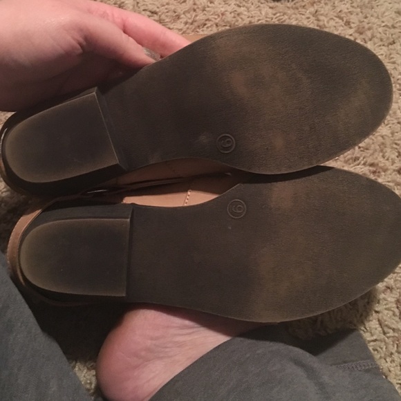 Tan studded boots. - Picture 4 of 4