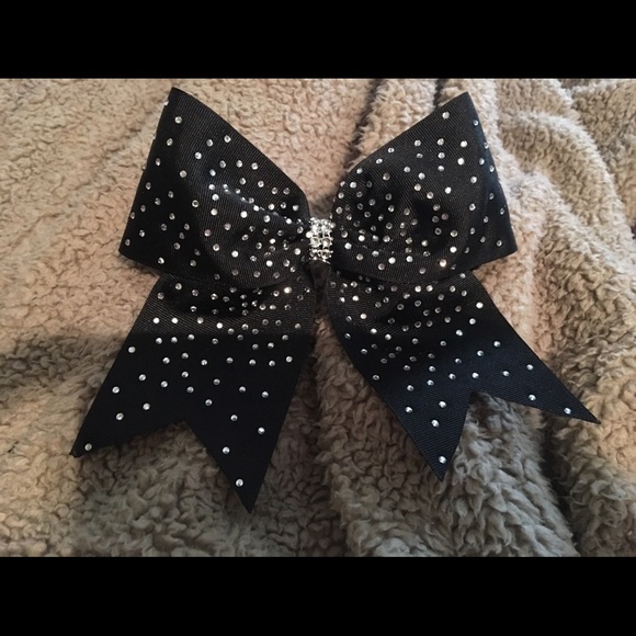 Black cheer bow