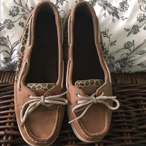 {Sperry's} Top Sider Leopard Cheetah boat Shoes
