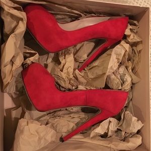 Red Prada Pumps