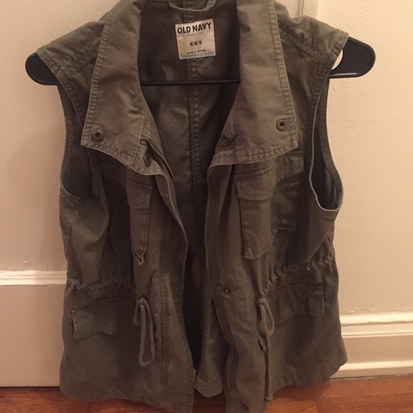Old Navy hunter green cargo vest