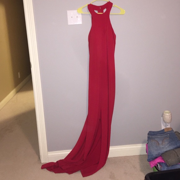 BEAUTIFUL red Caché gown