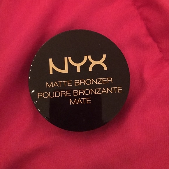 NYX Matte Bronzer in Deep Tan
