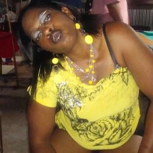 Meet your Posher, Crystal