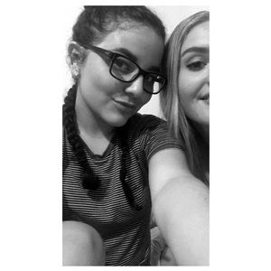 Meet your Posher, April