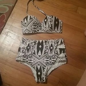 High-waisted Swimsuit Bikini