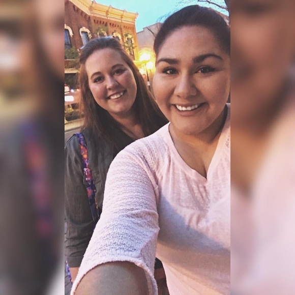 Meet your Posher, Katie - Picture 1 of 1