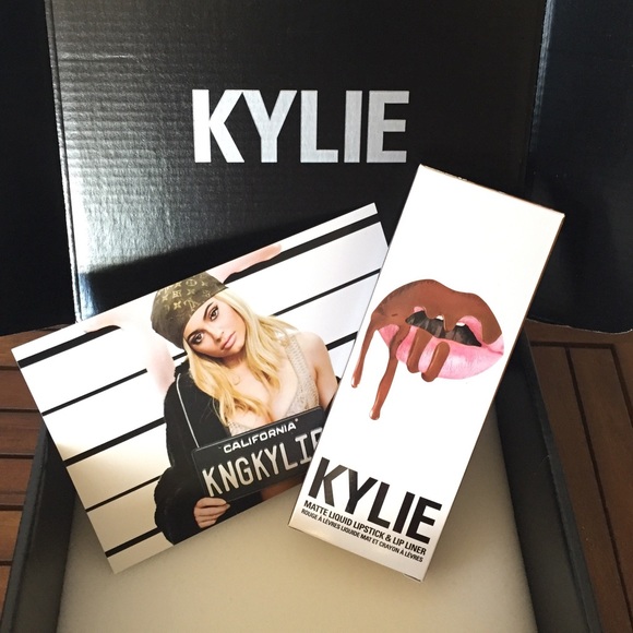 💄 SOLD! 🎀 NIB KylieLipKit | Dolce K