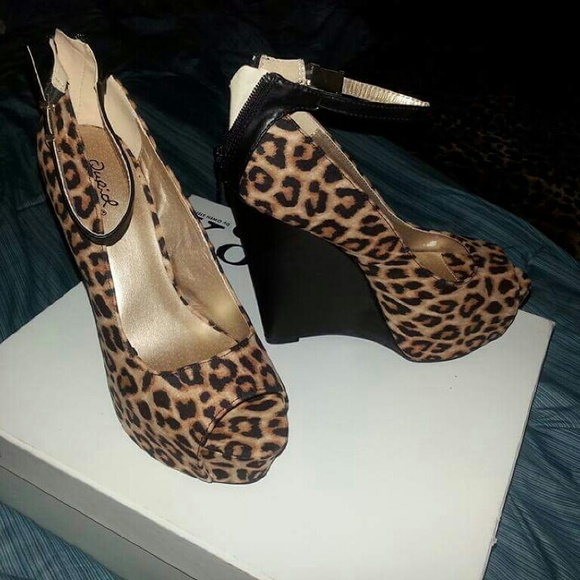 Leopard wedges