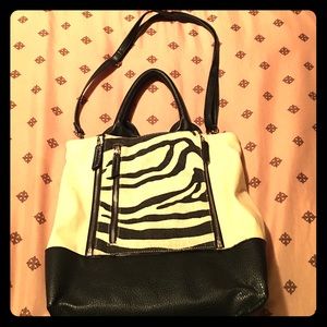 The limited large purse