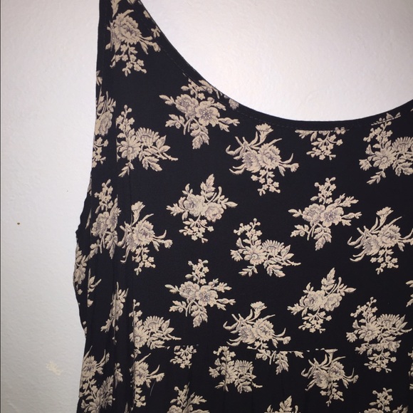 Floral Dress - Picture 2 of 3