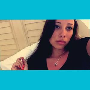 Meet your Posher, Chloe