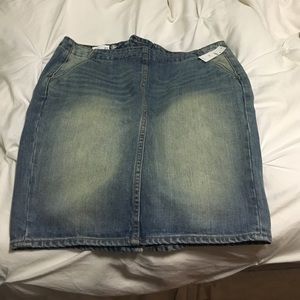 Gap Skirt