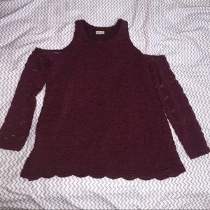 Hollister Co. Lace Cold Shoulder Top