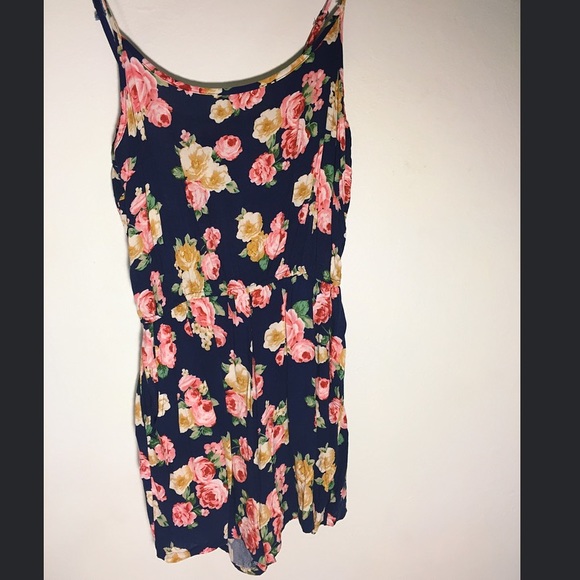 Floral Romper - Picture 1 of 3