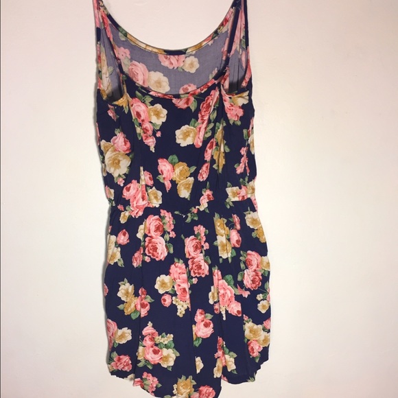 Floral Romper - Picture 3 of 3