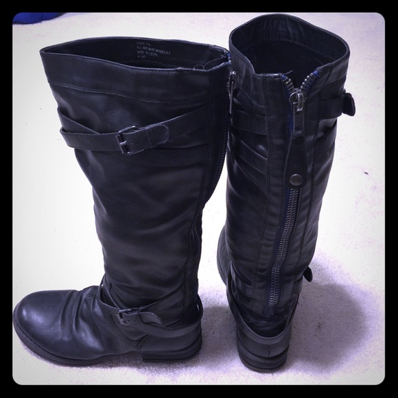 Black Steve Madden Zerge boots