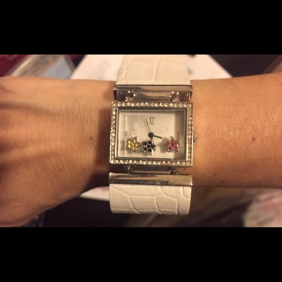 Mickey Mouse watch - Picture 2 of 4