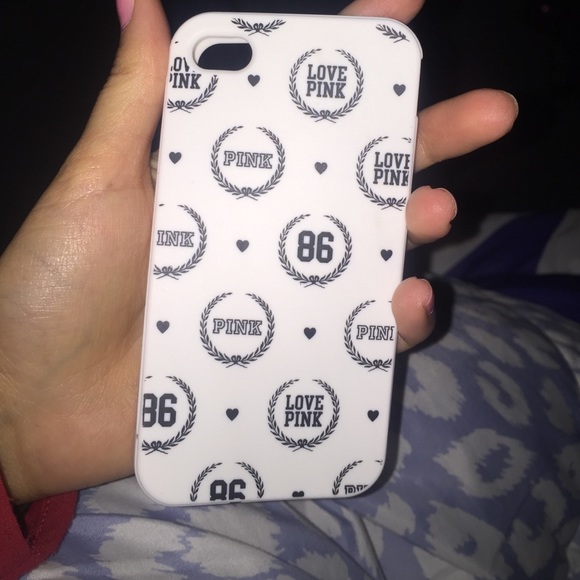 White VS IPHONE case
