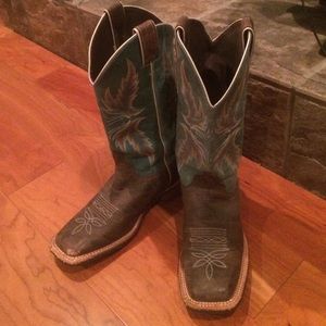 Justin "Bent Rail" cowboy boots size 9B
