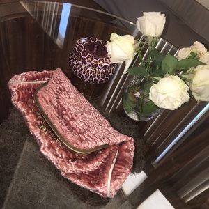 Chinese Laundry Clutch