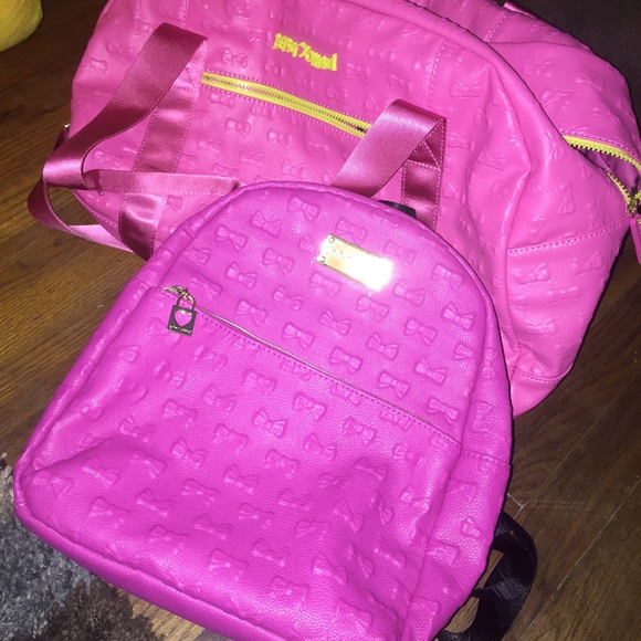 Betsey Johnson Weekender Bag and Back Pack - Picture 4 of 4