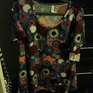 XL Lularoe Classic Tee