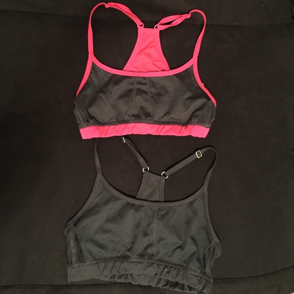 4 Sports Bras - Picture 2 of 3