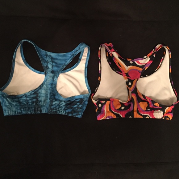 4 Sports Bras - Picture 3 of 3