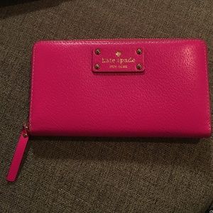 Kate spade zip wallet
