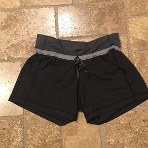 Lululemon luon shorts