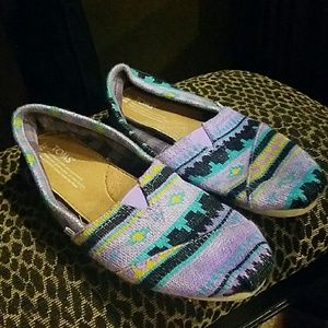 TOMS aztec tribal print shoes