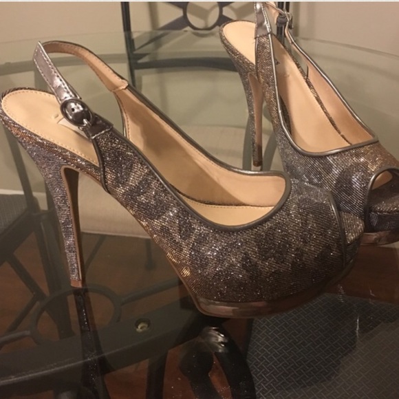 Guess Animal Print Heels - Picture 1 of 3
