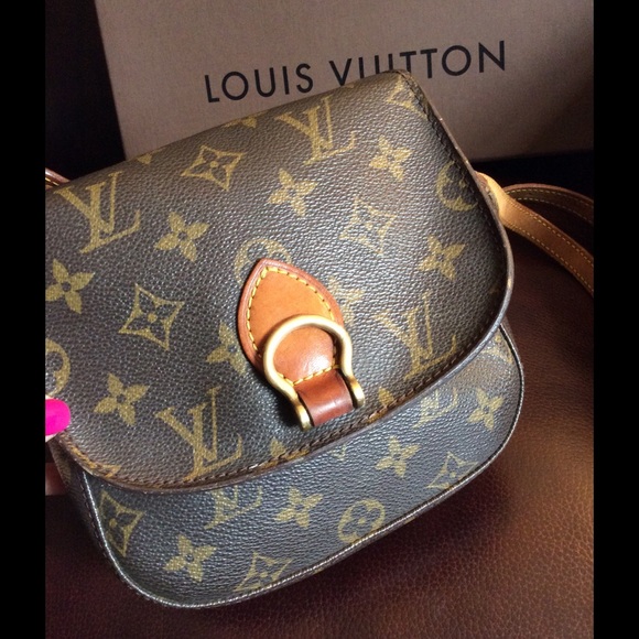 Louis Vuitton Handbags - 🔴SOLD🔴Authentic Louis Vuitton Saint Cloud mini