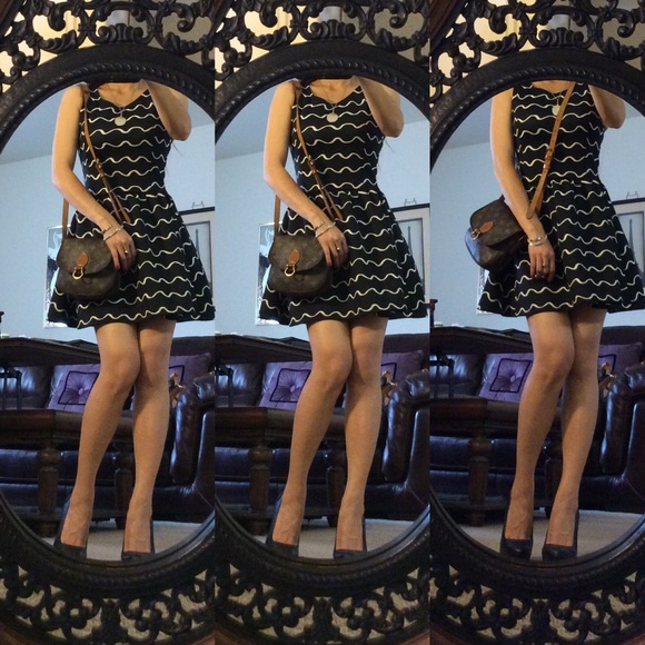 🔴SOLD🔴Authentic Louis Vuitton Saint Cloud mini - Picture 4 of 4