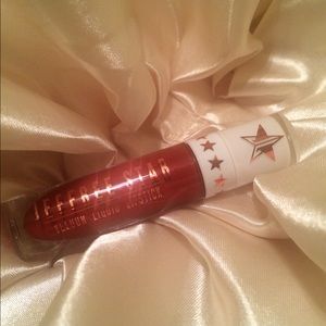 Jeffree Star HOE HOE HOE liquid lipstick