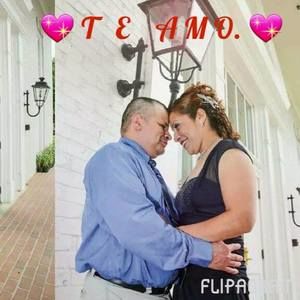 Meet your Posher, Elia