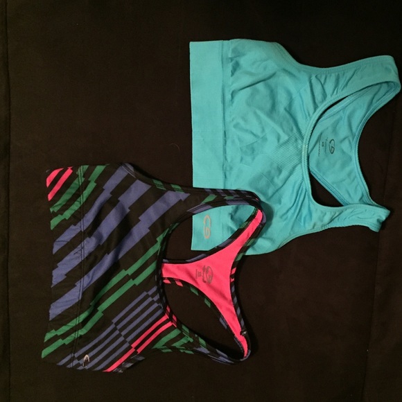 5 Sports Bras - Picture 3 of 4