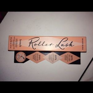 Roller lash mascara benefit