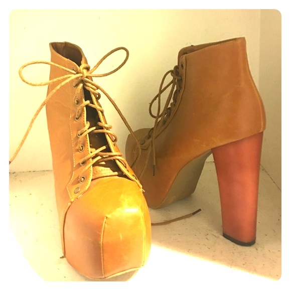 Chunky booties