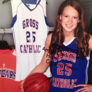 Meet your Posher, Joelle