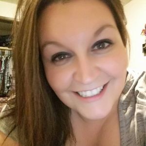 Meet your Posher, Loreena