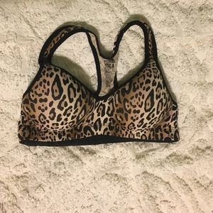 VS sports bra
